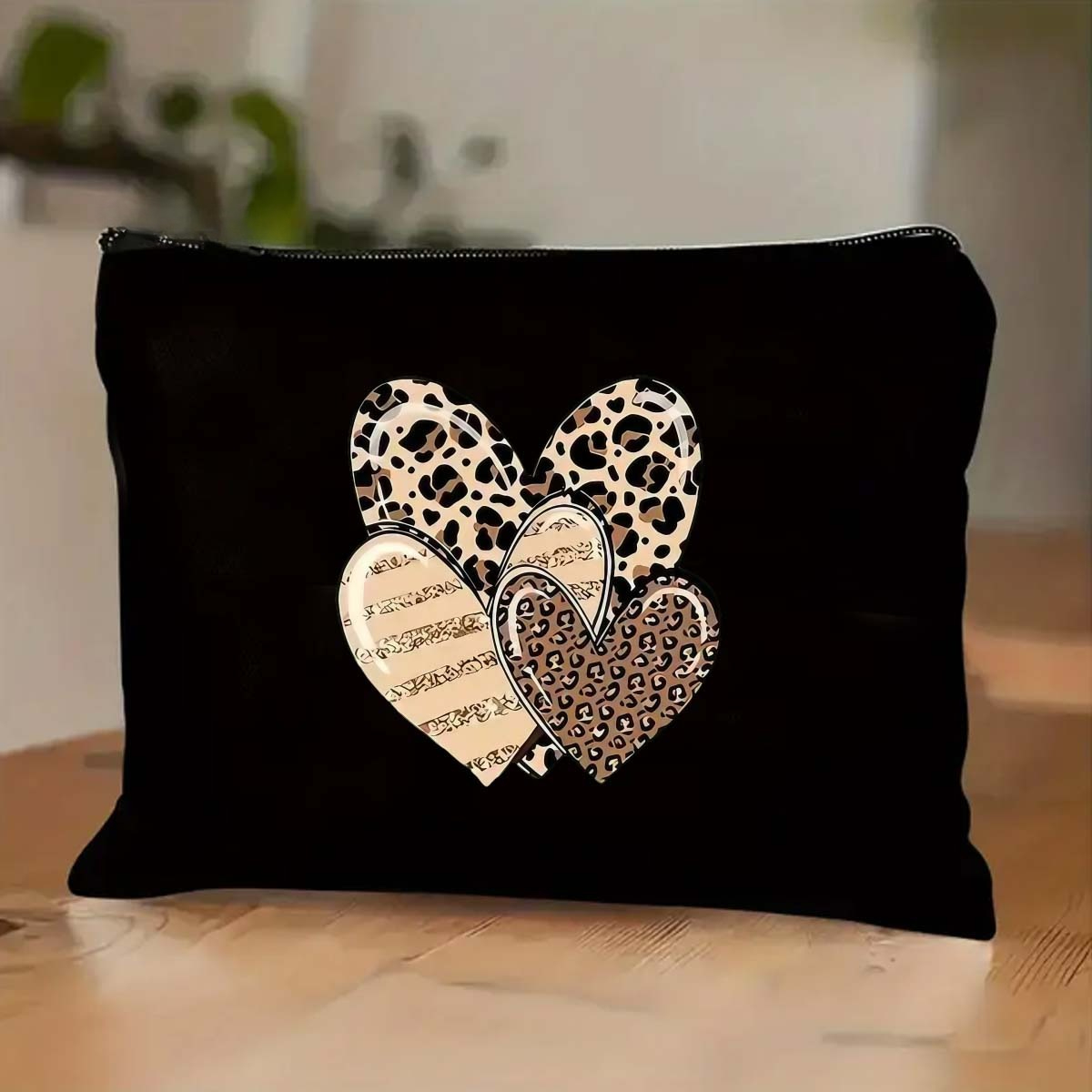 TEMU 1pc European And Leopard Print Heart-shaped Makeup Bag For Women, Portable Large Capacity Travel Storage Pouch With Silvery Zipper, High-end