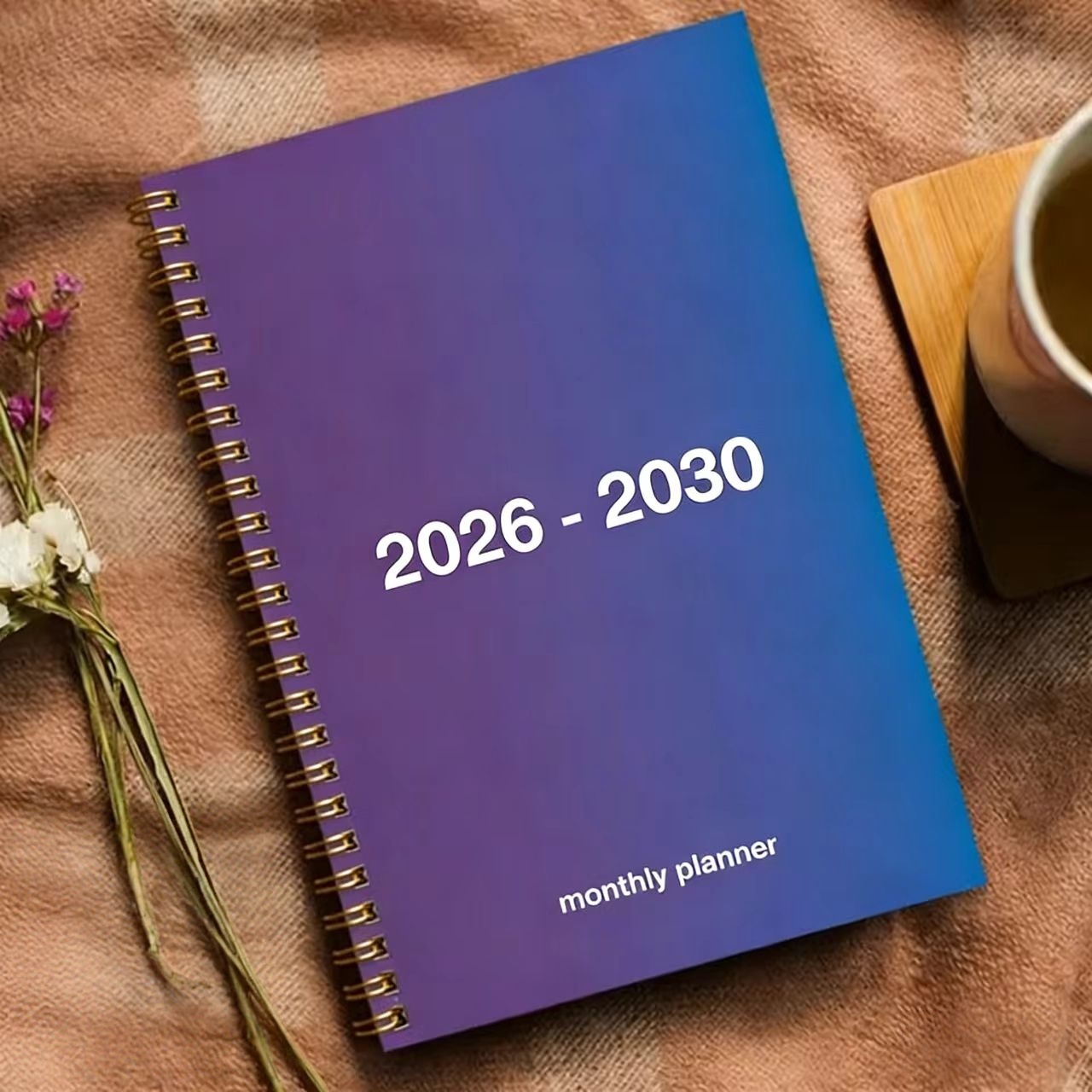 E-shop 2026-2030 Monatsplaner/Kalender - 2026 - 2030, 5 Jahre Monatsplaner, Lila-Blau Farbverlauf , Jahreskalender Planung, Monatsregister, 60 Monate