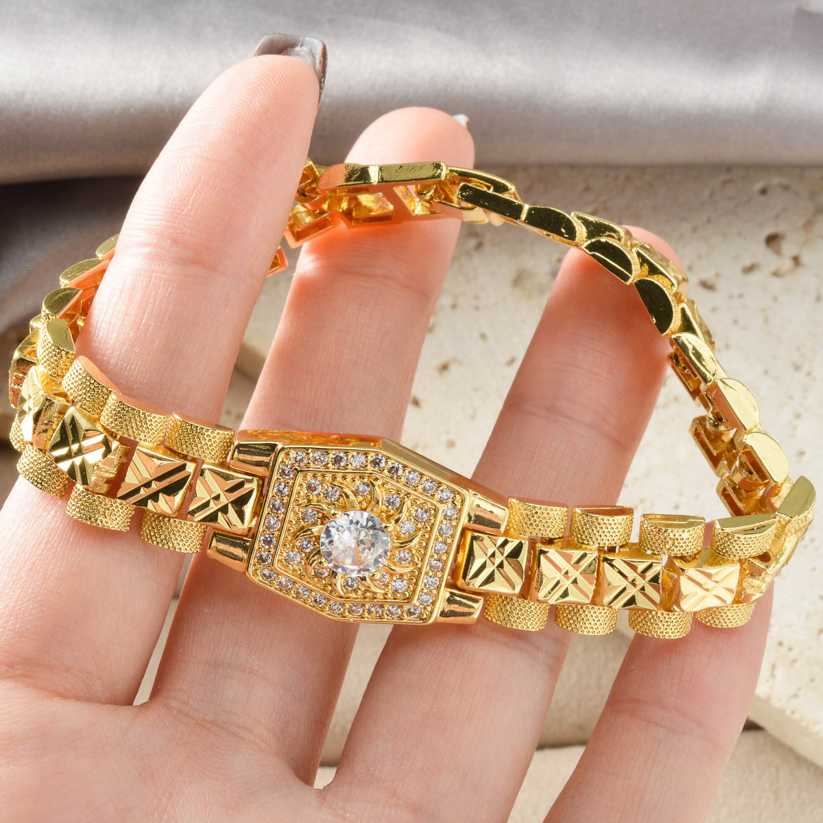 Middle Eastern-Inspired Zirconia Watch Strap & Copper Bracelet