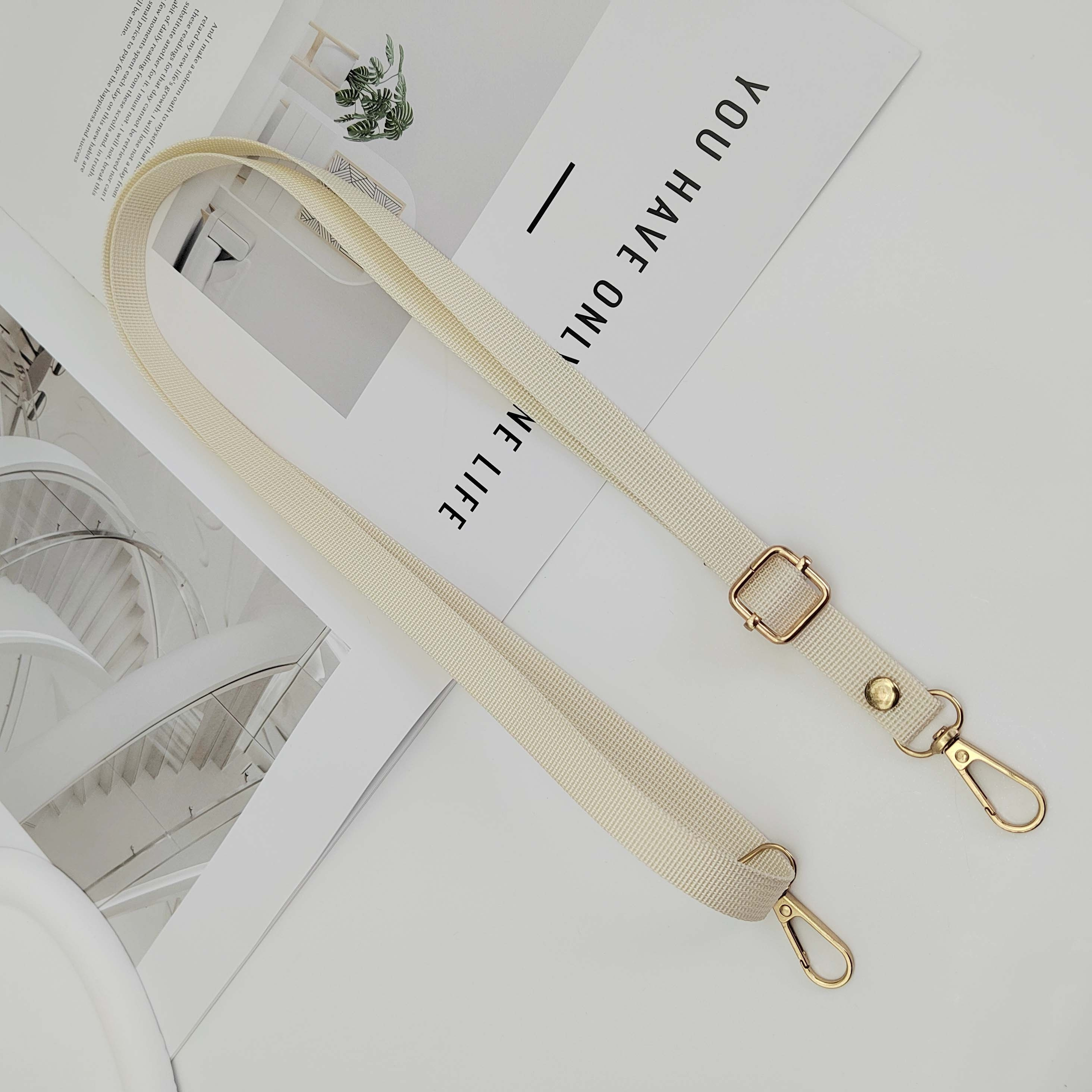 An Adjustable Colorful Crossbody Strap Made Of Polyester Fiber, Designed For Women's Shoulder Bags, Phone Cords, And Handbag Straps