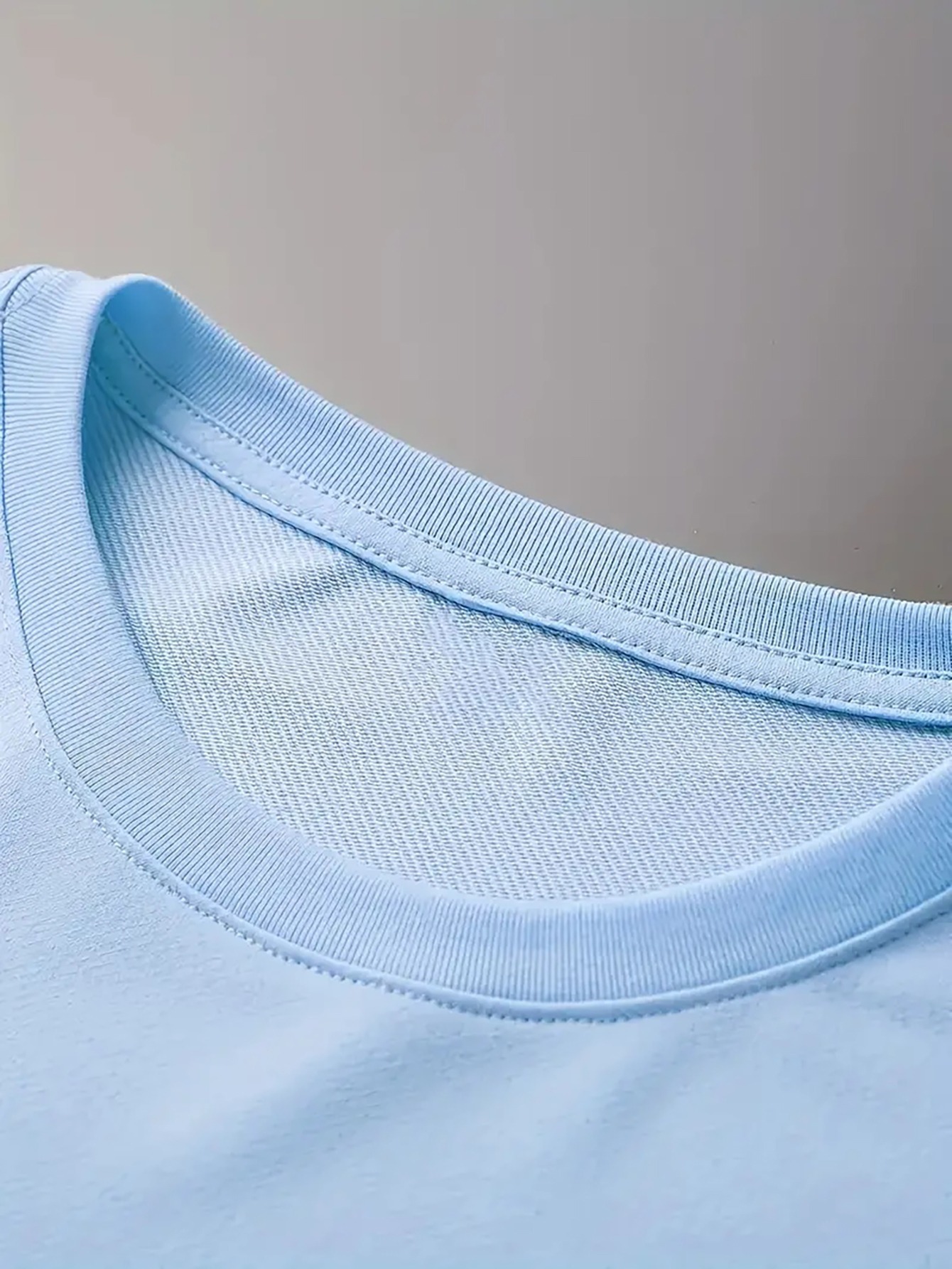 Men's casual and fashionable minimalist lines - C-Calvin printed T-shirt, round neck comfortable polyester fabric, suitable for daily wear as fashionable streetwear, Men's clothing