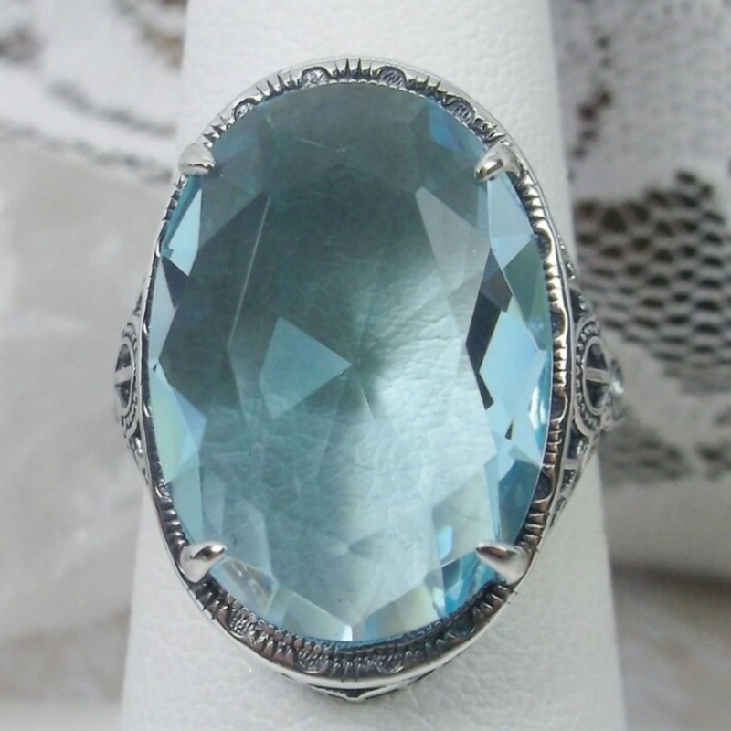 Vintage Aquamarine Ring Oval Gemstone Art Deco Filigree Ring