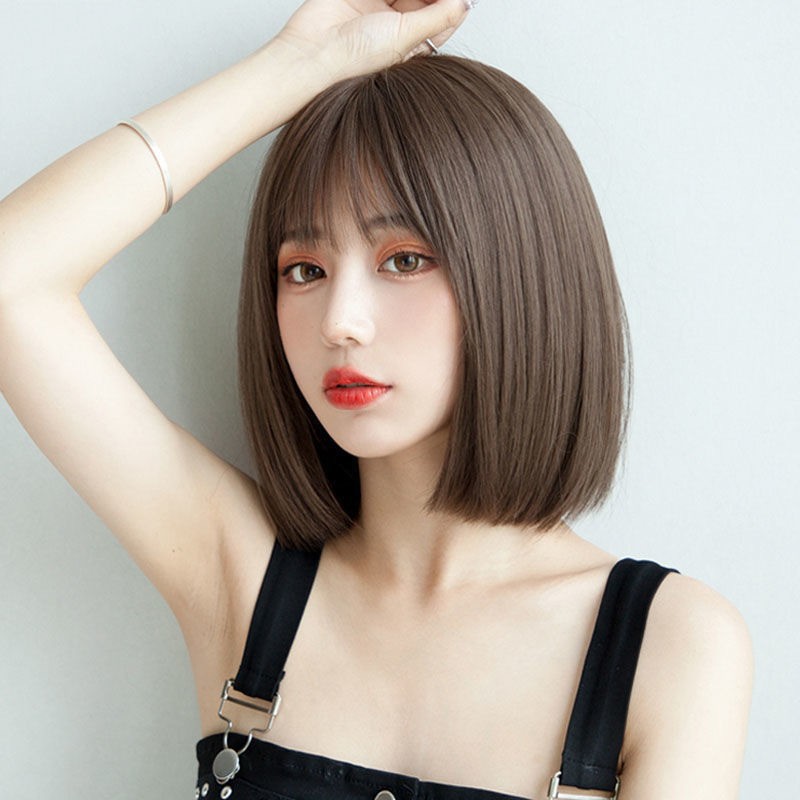 TEMU 【商品名】レディース ファッション ショート ストレート ヘアウィッグ、セレブスタイル、夏 ボブカット、ト インウードカール、韓国風 かわいい ヘアピース