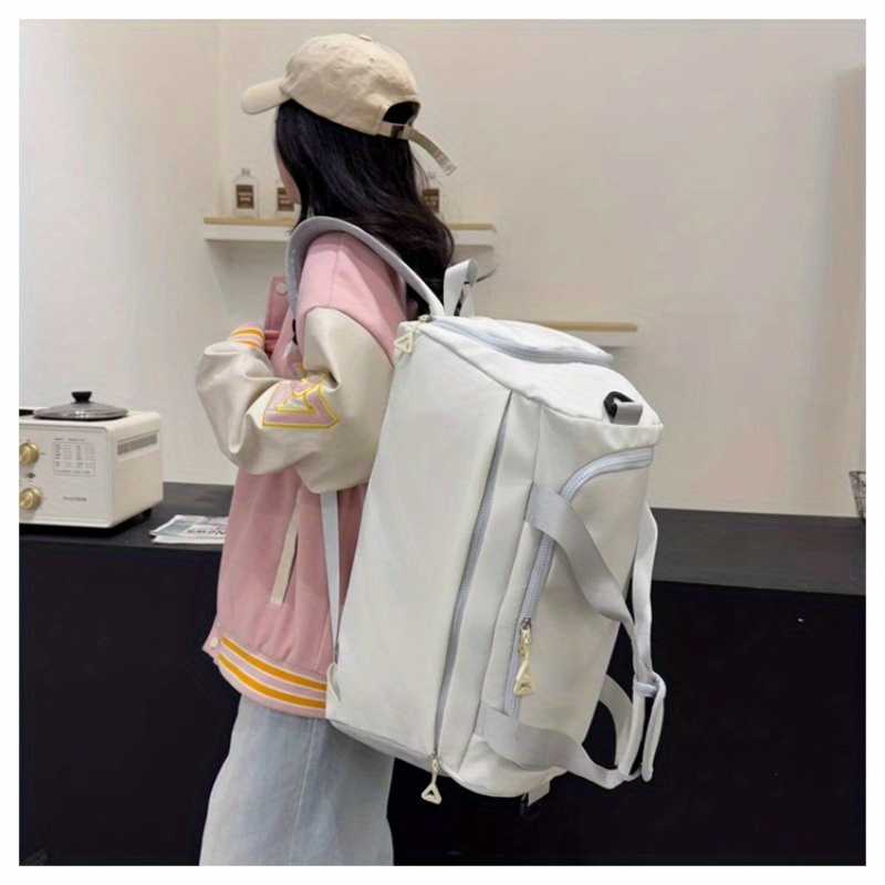 Gran Capacidad Bolsa de Gimnasio y Viaje - Convertible en Mano, Hombro o Mochila con Cierre de Cremallera - Equipaje Ligero y Duradero para Mujeres/Hombres, Negocios, Vacaciones, Yoga, Gimnasio - Compartimento Principal Espacioso & Organizador Frontal - Bolso Diario, Escapada de Fin de Semana, Diseño Minimalista, Correas Ajustables, Tote Portátil, Para Viajeros Frecuentes, Equipo Deportivo, Versátil, Costuras Reforzadas, Estilo Activo