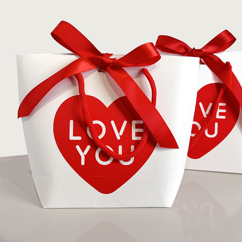 

10pcs 's Day Heart Pattern Gift Bags With Handles, "love You" Printed Paper Tote Bags For Weddings, Birthdays, Bridesmaids & Celebrations, Valentines Decorations