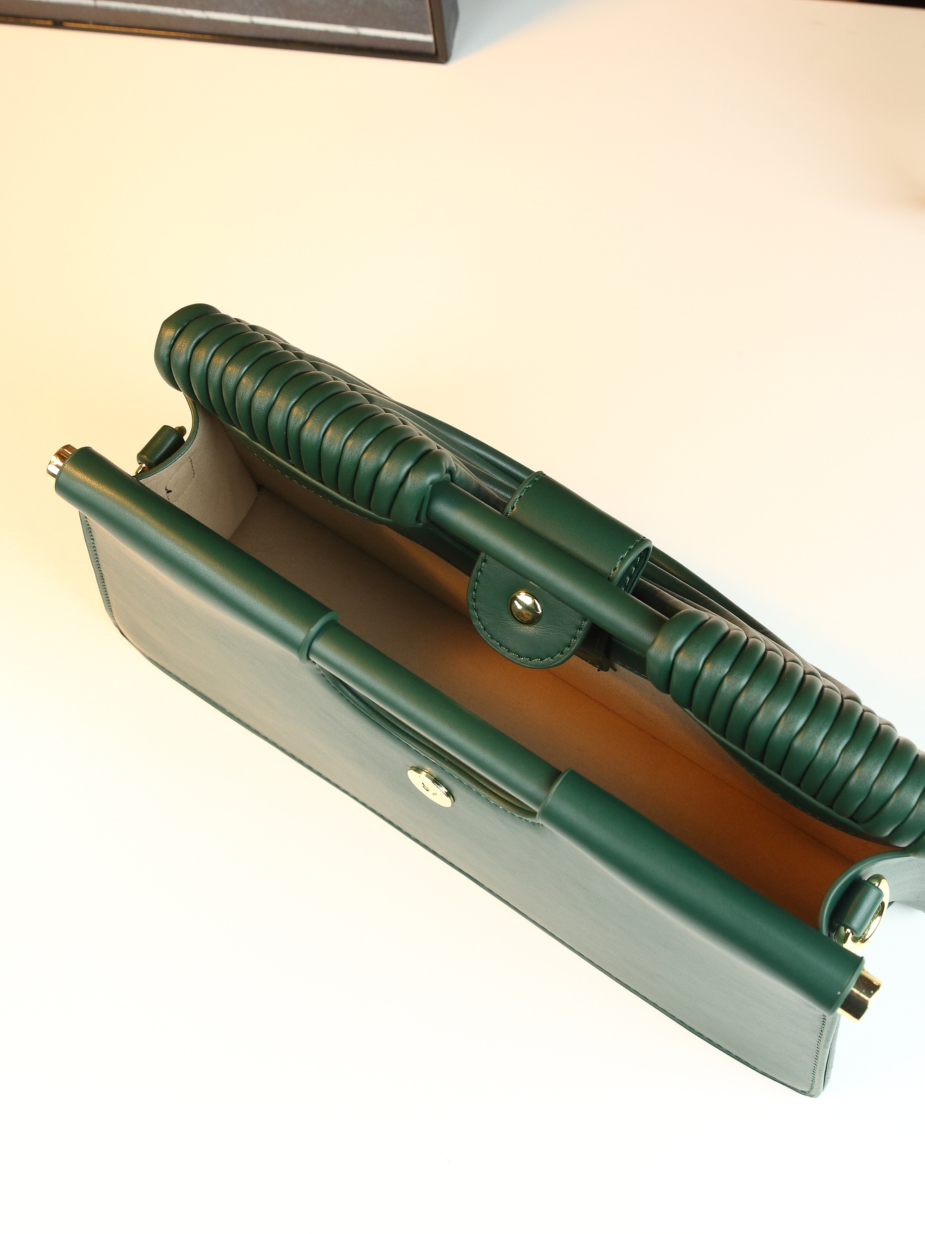 Stylish Solid Color Line Design Handheld Small Square Evening Bag for Women