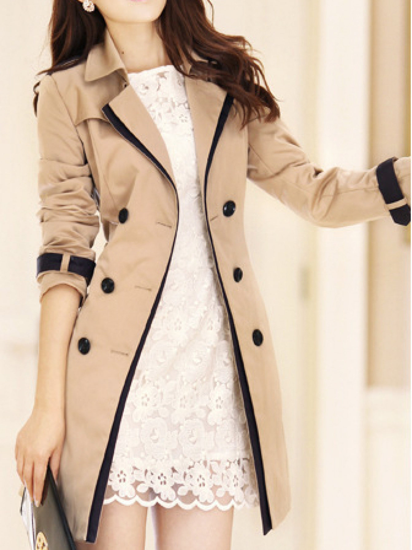 Abrigo de lona elegante para mujer, doble botonadura, color beige y azul marino, estructurado, no elástico, formal y casual, cintura ceñida, para oficina, fiestas, uso diario, diseño sofisticado, tejido duradero, chaqueta elegante, para amantes de la moda, ropa de oficina, material de alta calidad, mujeres conscientes de la moda.