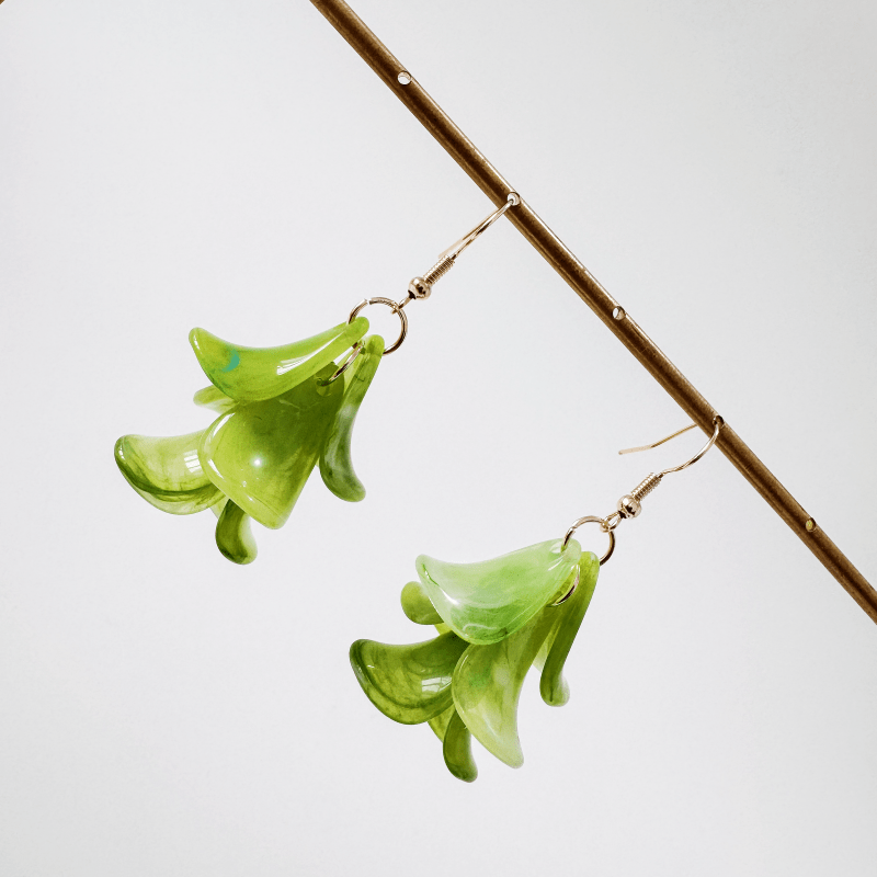Vintage Style Acrylic Handmade Petal Pendant Earrings