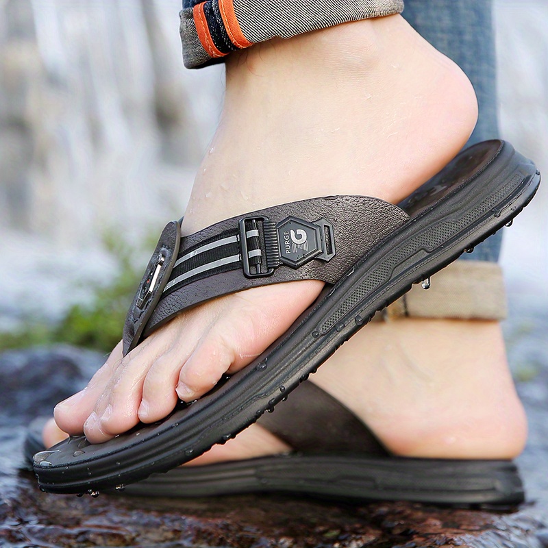   flip flops for home use lazy slippers   lightweight quick drying odor resistant wear resistant comfortable soft soled casual shoes for men summer outdoor fashionable and versatile home and bathroom non slip slippers 2pcs combination set design   1pc shoes 1pc high quality storage bag Product details 8