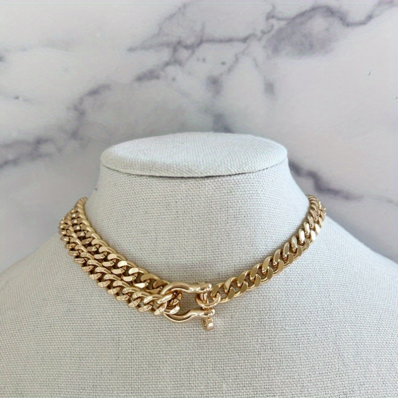 

Double-layered U-shaped Clasp Chunky Chain Necklace, Punk Hip Hop Cuban Link Necklace, Iron Main Material, For Women, Daily And Party Wear, Accessory