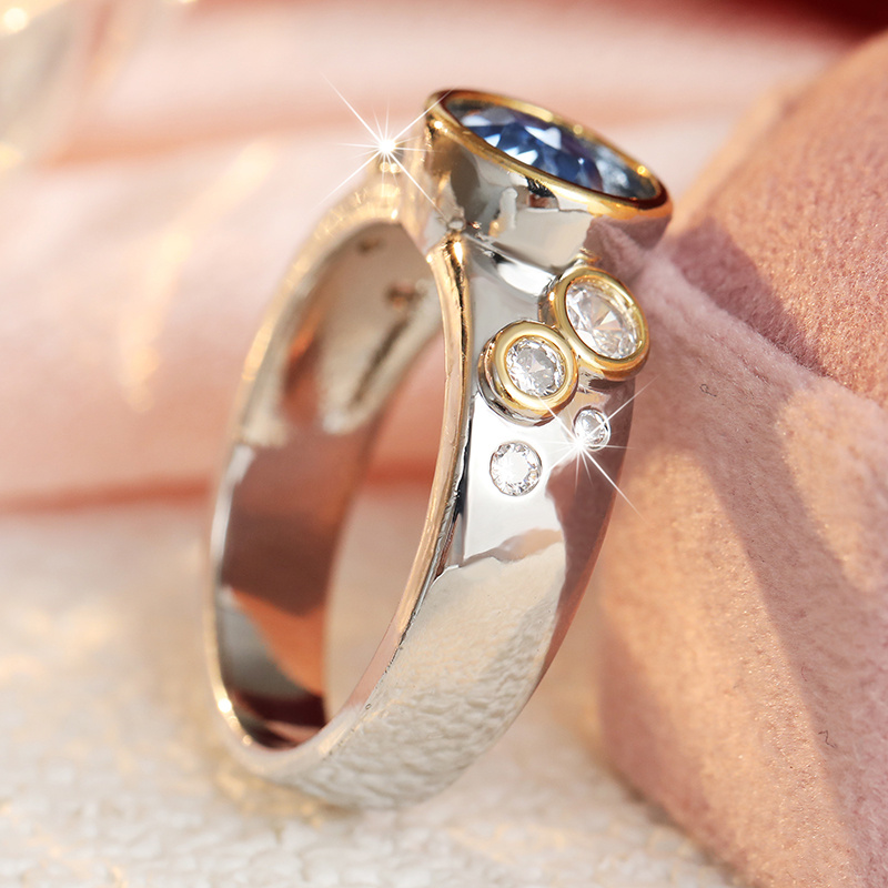 Women's Unique Dual-Color Asymmetrical Bubble Ring