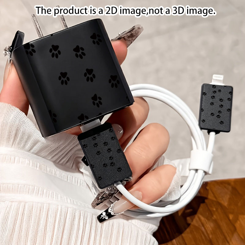 TEMU Ensemble de 4 pièces de pour chargeur de téléphone, motif de pas, design plat 2D, - Inclut un couvercle pour tête de chargeur + un protecteur de