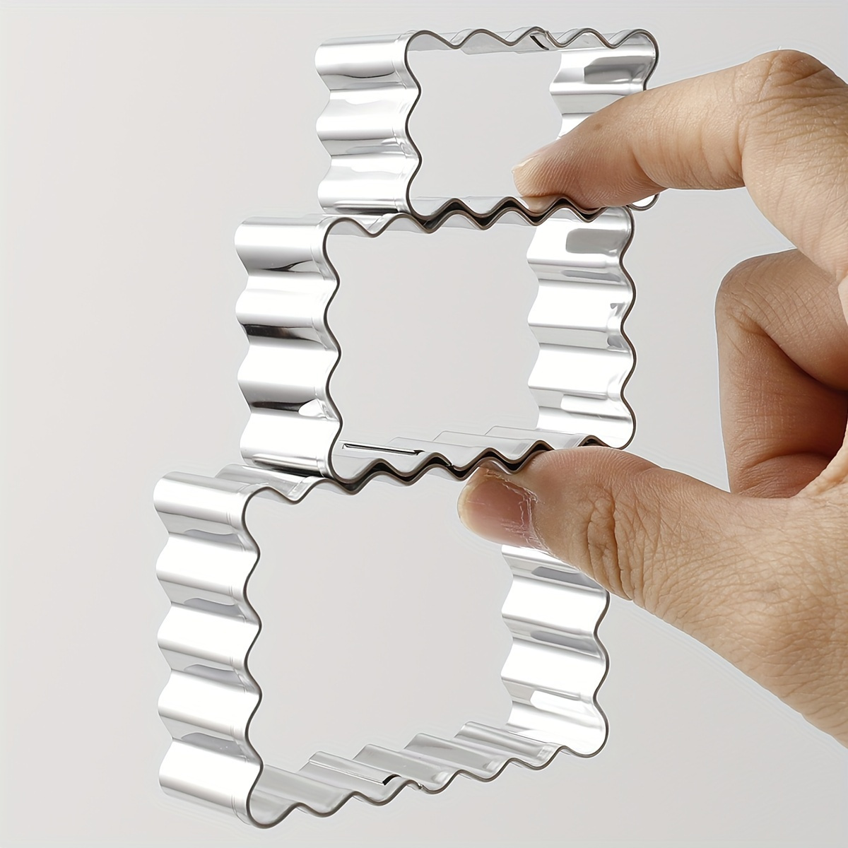 A Set Of 3 Rectangular Wave Cookie Cutters, Classic Cookie Cutters, Pastry Cutters, And A Frame Cookie Mold, Perfect For Baking Tools And Kitchen Additions. Ideal For Holiday Baking