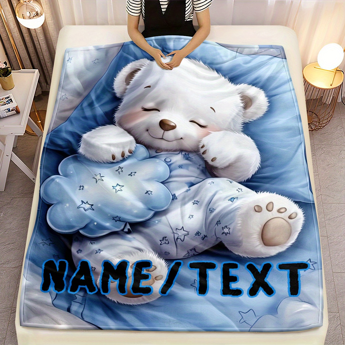 E-shop Personalisierte Weiße Bär Flanelldecke - Weich, Leichter Wurf mit individuellem Namen für Sofa, Bett, Camping & Büro - Wärme im Winter,