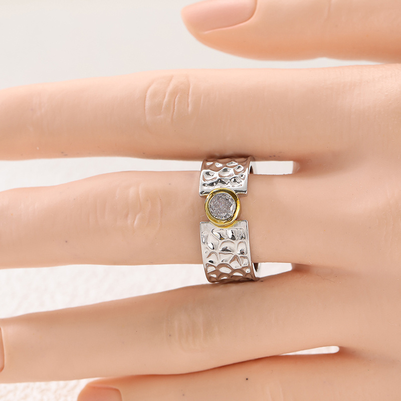 Luxury Hammer Texture Synthetic Zirconia K Plated Ring