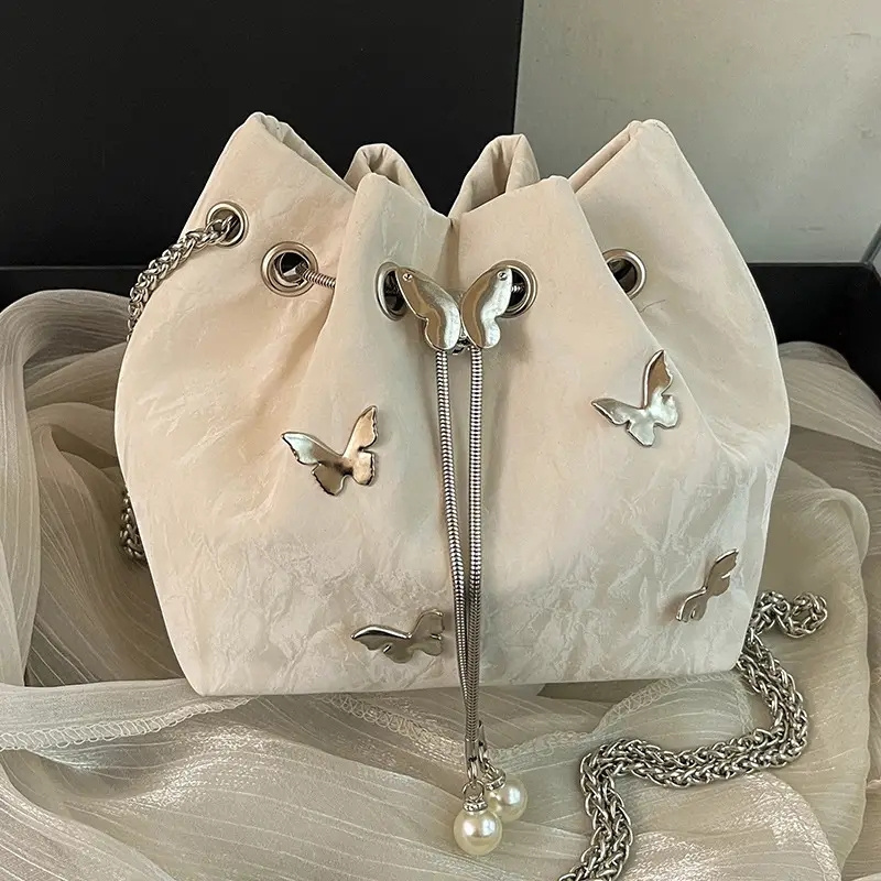 

Butterfly Decor Bucket Bag, Y2k Drawstring Handbag, Trendy Chain Crossbody Bag For Women