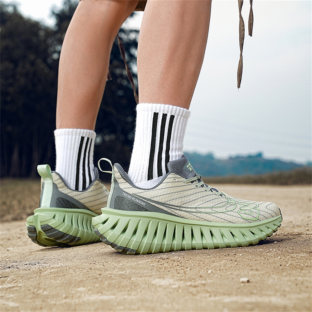 Carbon Plate Technology - Men's Road Running Shoes, Thick-Soled Casual Sneakers for Men, Comfortable and Breathable Fabric Upper, Cushioning and Shock-Absorbing MD Midsole, Slip-Resistant and Wear-Resistant Rubber Outsole, Low-Top Lace-Up Closure