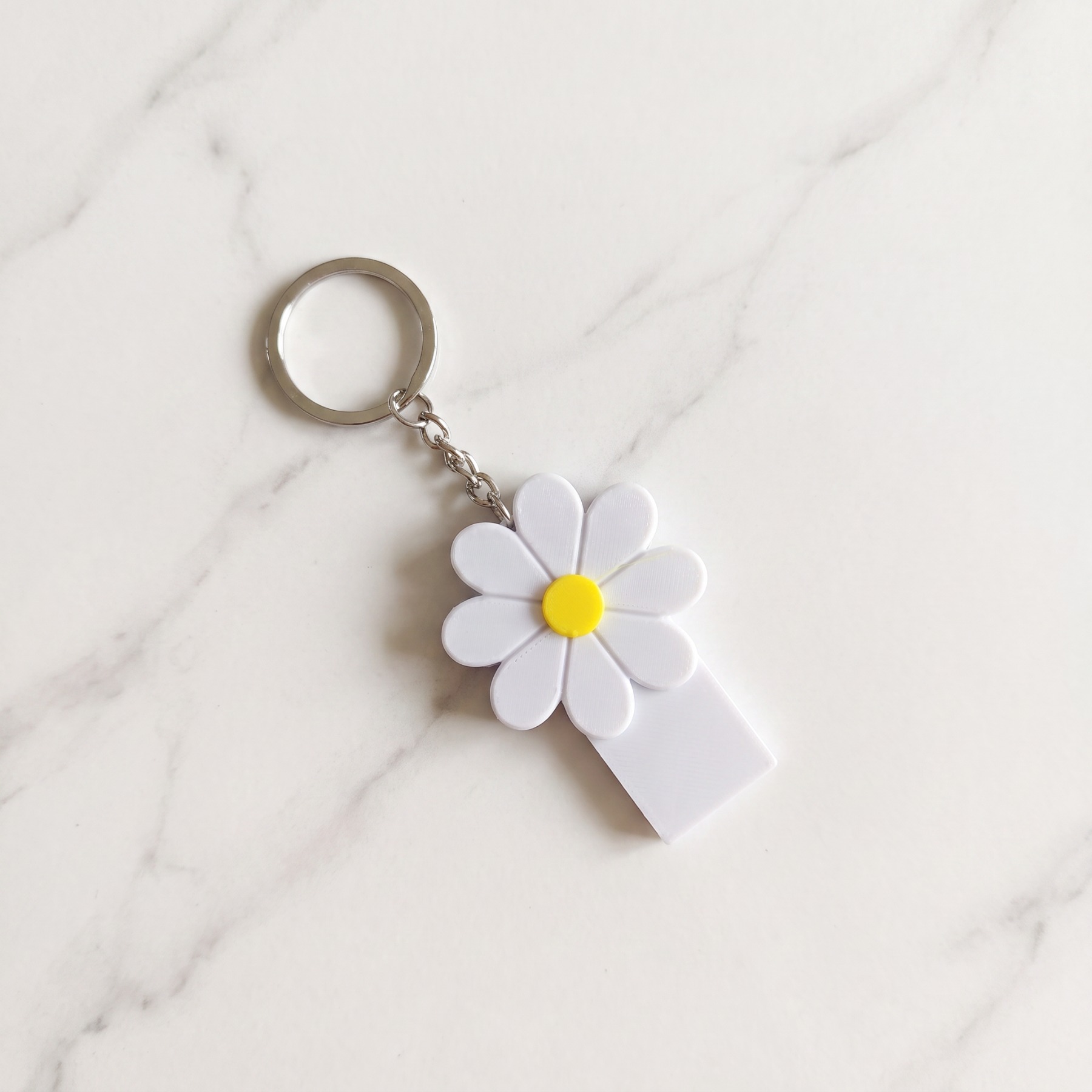 TEMU Llavero para Mujer, de Flores, Pequeño Llavero con Anillo para Abrir Latas de Margaritas, Herramienta para Entusiastas del Nail Art, Fácil de