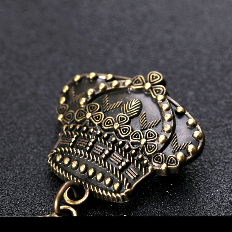 Broche Vintage Crâne Avec Couronne - Métal Doré - Occasion Bon État