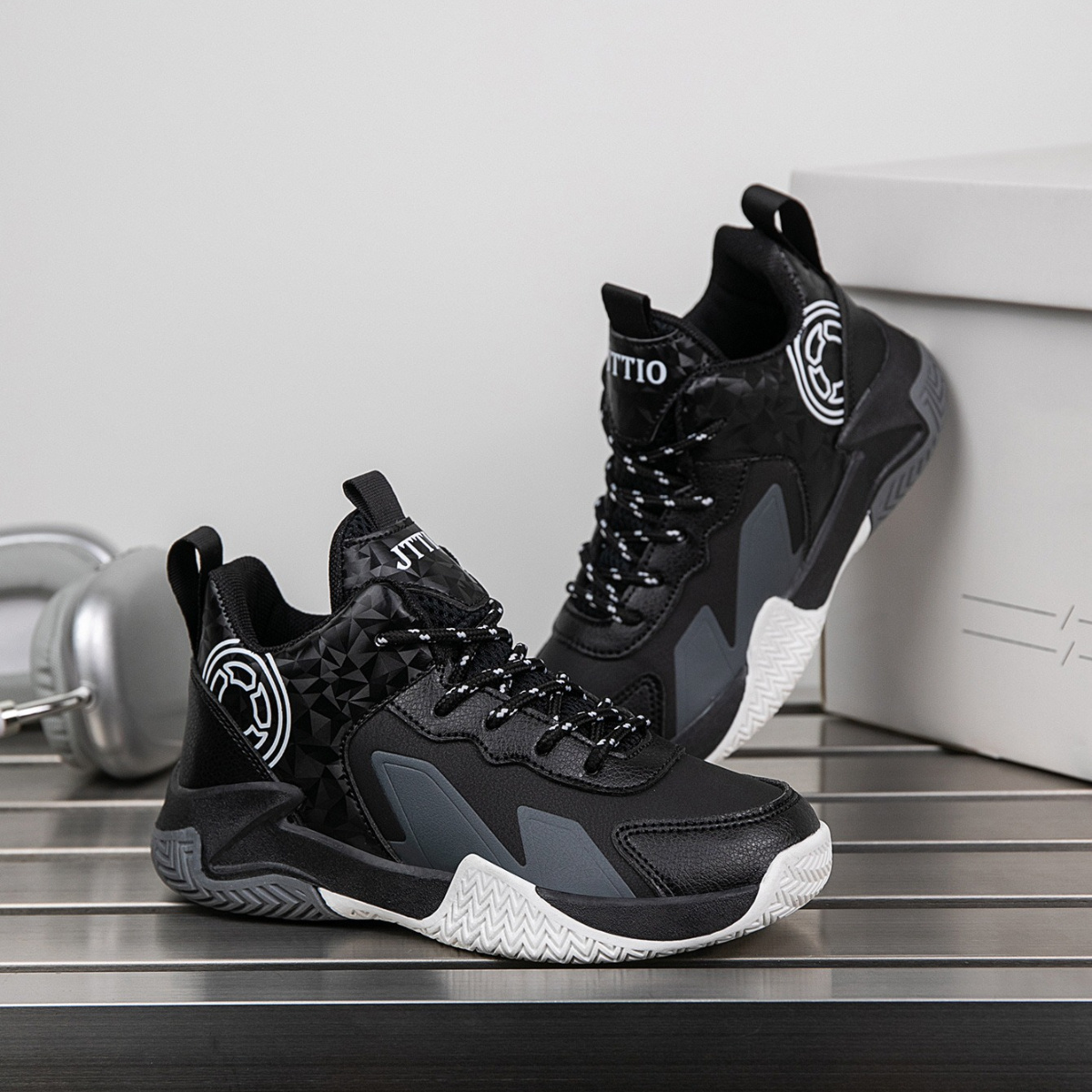 minimal basketball shoes