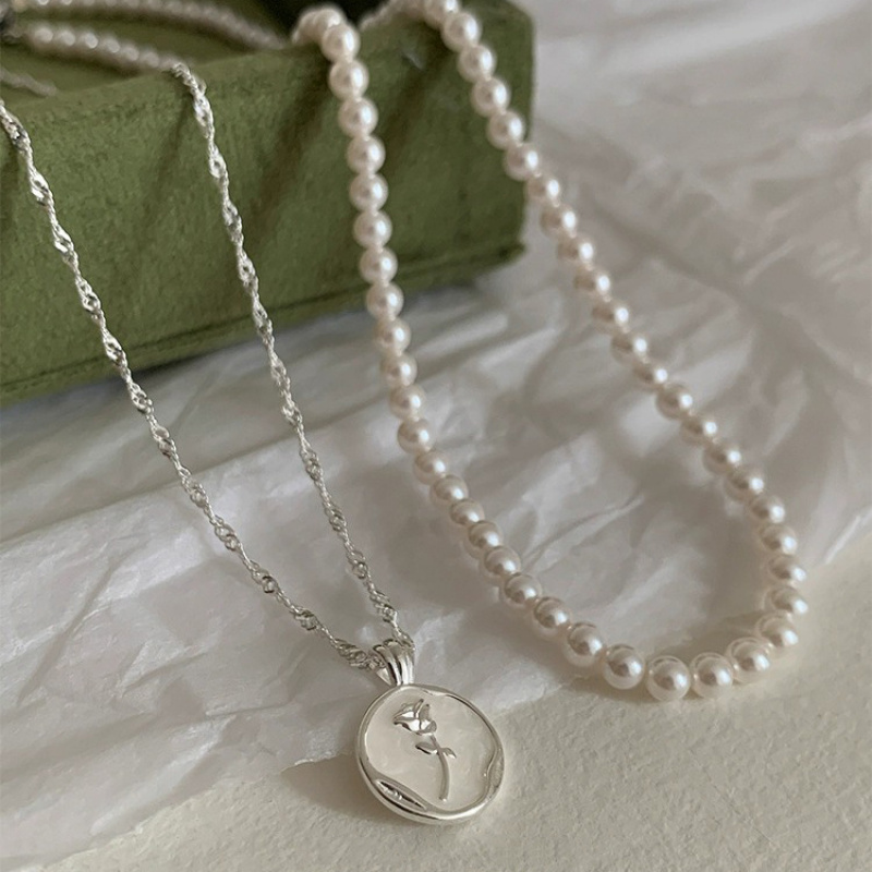TEMU Collar con Colgante Retro Francés en Relieve para Damas, Cadena de Clavícula de de Perlas de Capa, Adiciones Estéticas Coquetas, Elegante Regalo