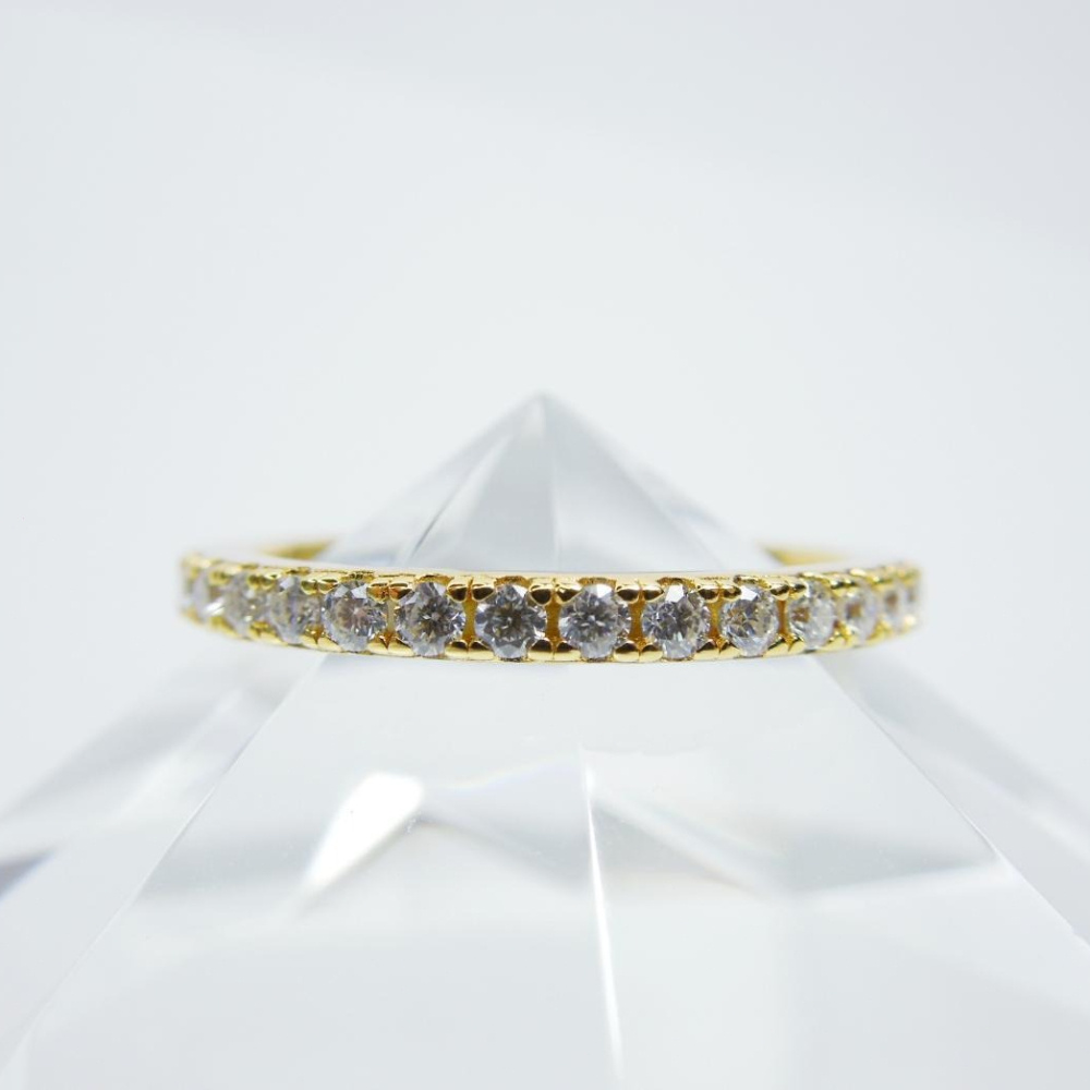 Women's 0.25 Carat Elegant White Moissanite Stackable Ring in 925 Silver