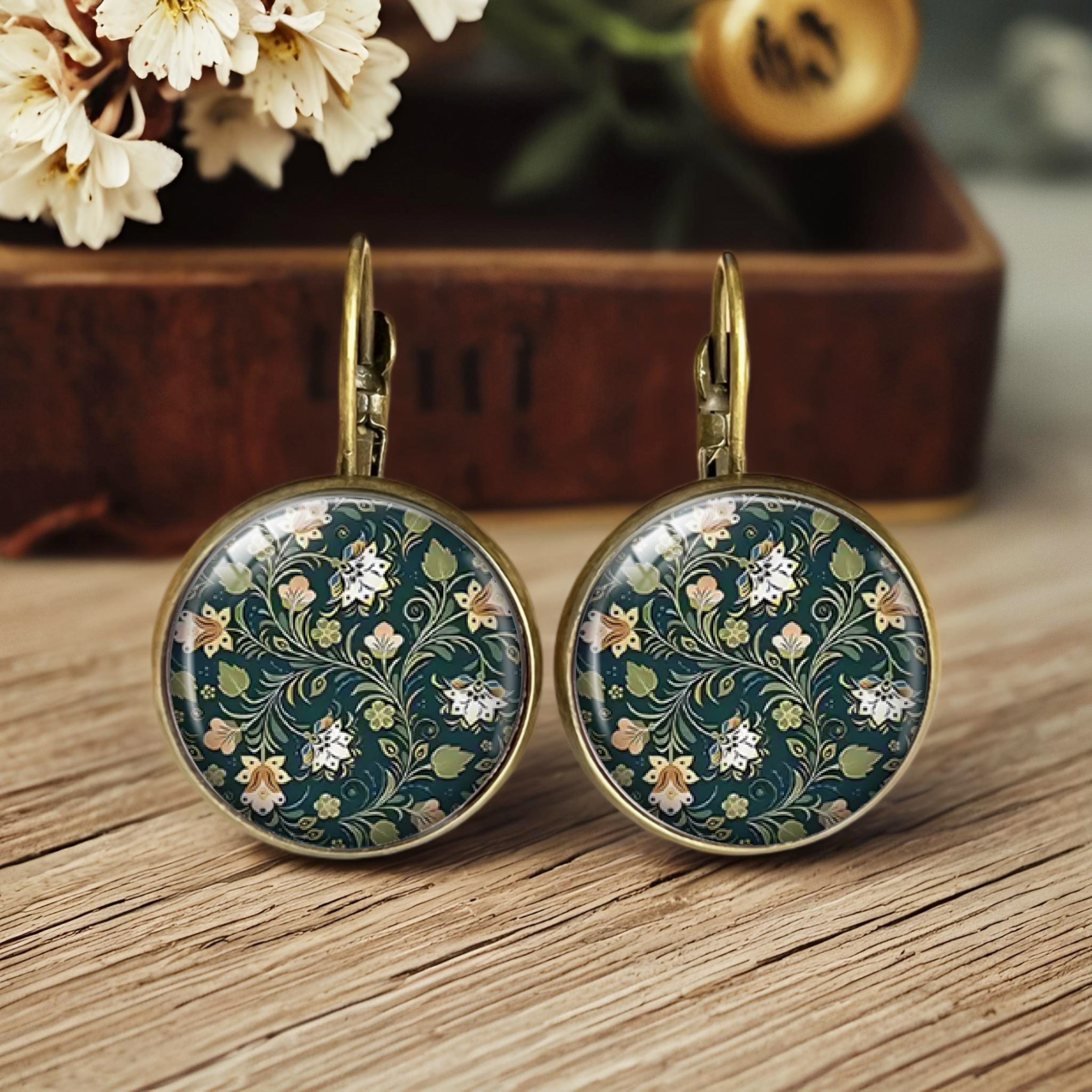 E-shop 1 Paar Weinreben Blumen Hängeohrringe - Elegantes Hänge-Schmuck Geschenk für Frauen, Ohne Batterie
