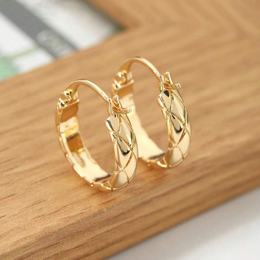 TEMU 1 Pair Of 18k Gold-plated European And American Fashionable Simple Earrings, High-end Exquisite Patterned Copper Earrings. Multi Functional