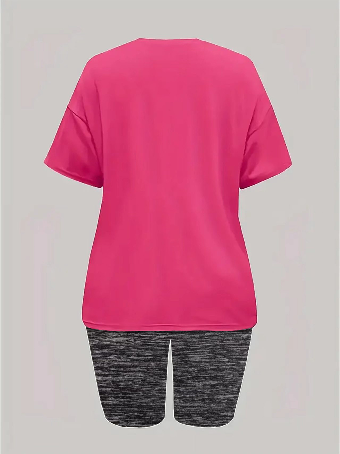 Ensemble Streetwear Femme Papillons Nouvel ensemble streetwear décontracté 2026 pour femme : Haut à manches courtes et short avec poches, imprimé essaim de papillons rose et noir, facile à assortir pour les sorties quotidiennes, ensemble confortable pour l