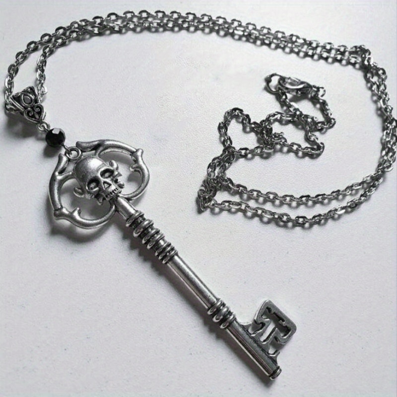 TEMU 1pc Collier avec Pendentif Gothique Tête de Crâne en Métal, Homme et Femme, Idéal pour les Fêtes et à Combiner avec Vêtements de Tous