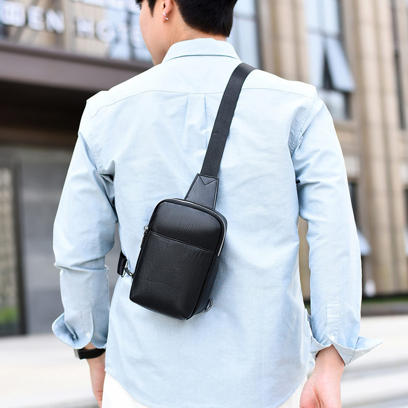 Sac Bandoulière Homme Style Cuir Sac Bandoulière Poitrine Homme PU Sac à Épaule Unique