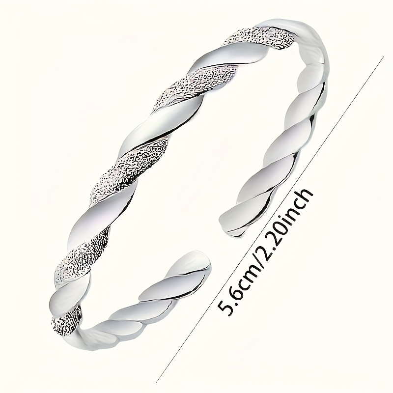 Women's Möbius Ring Intertwined Wrap Fashionable Bracelet