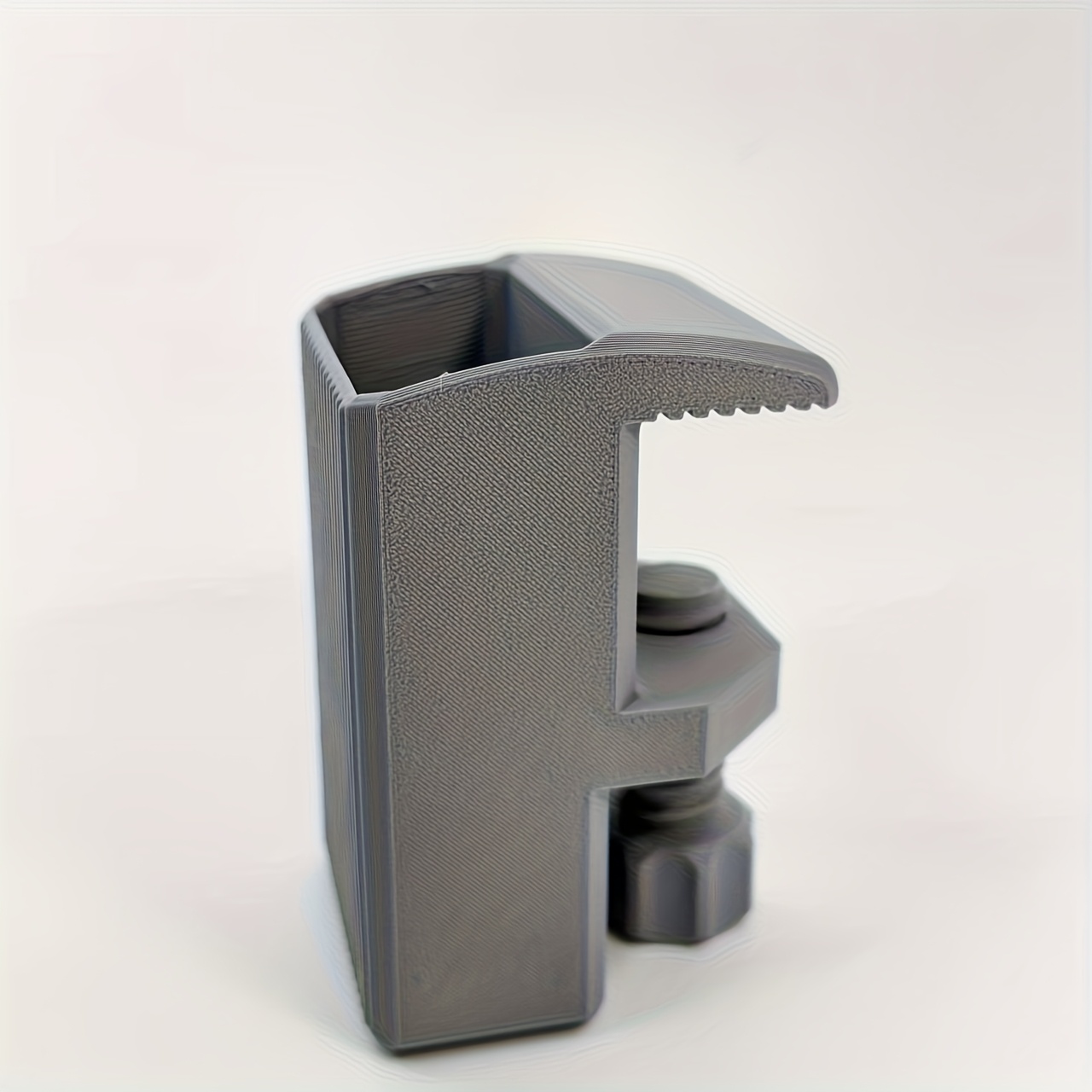 Top pickDesk Edge Pen Holder And Organizer with Clip-On Design, Fits 10-35Mm Wide, Easy to Install Without Screws, Perfect for Office And Home Use, Great for Workspaces, Teaching, And Home OrganizationOpen in new tab.