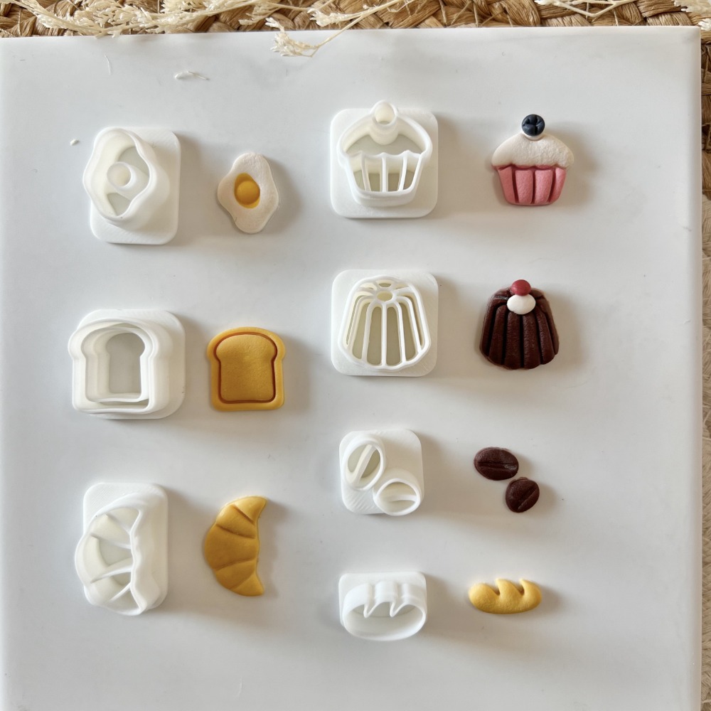 

7pcs Ensemble de moules en pour miniatures en plastique, coupe-pâte pour dessert et pâtisserie, pour création d'oreilles et bijoux DIY