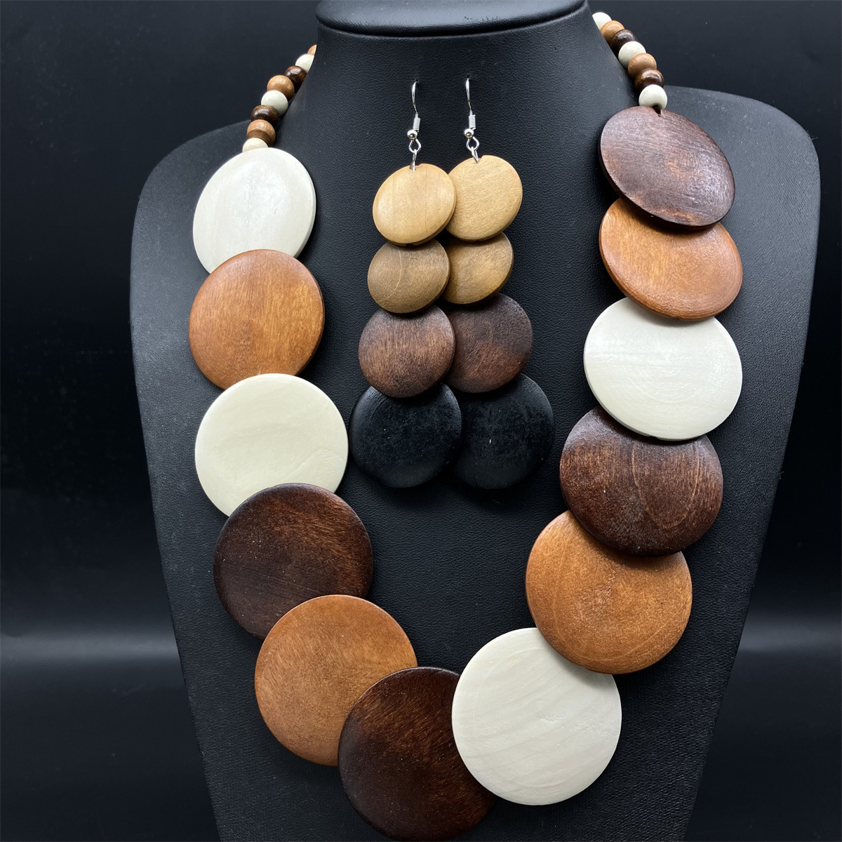 

Women's Wooden Necklace Set And Wood Jewelry