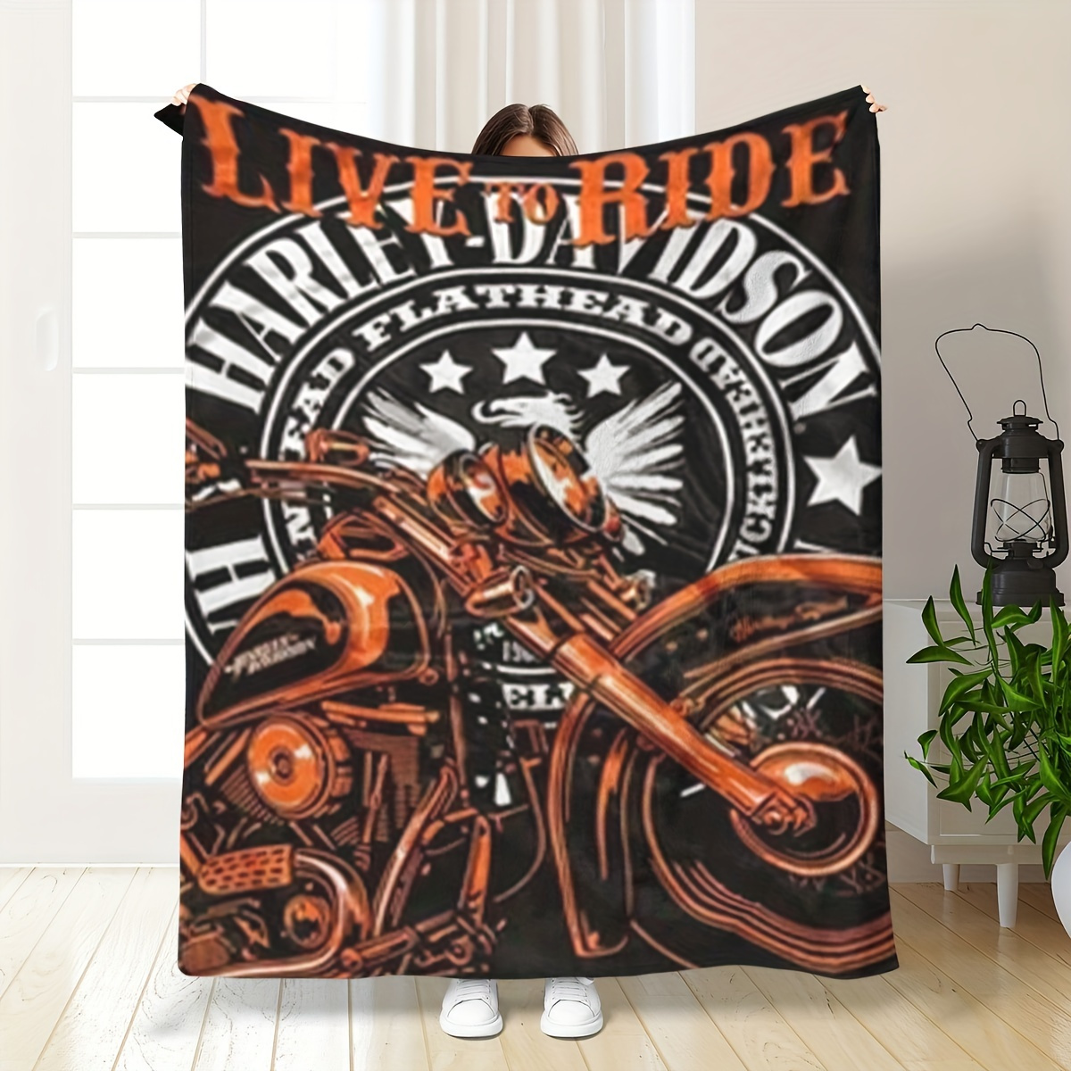 

1pc Motorcycle Theme Flannel Blanket - , , Fun For Bedroom, , , And - For Nights, , And Snuggling - , Pattern, 100% , Knitted, Quilted, 200-250gsm