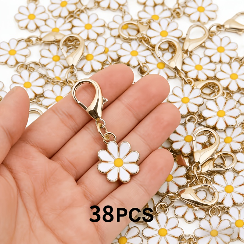 TEMU 38pcs Daisy Flower Decoration Keychainï½cute Ladies Bag Pendant, Fashionable And Elegant Keyringï½suitable For Car Key Personalized Decoration,