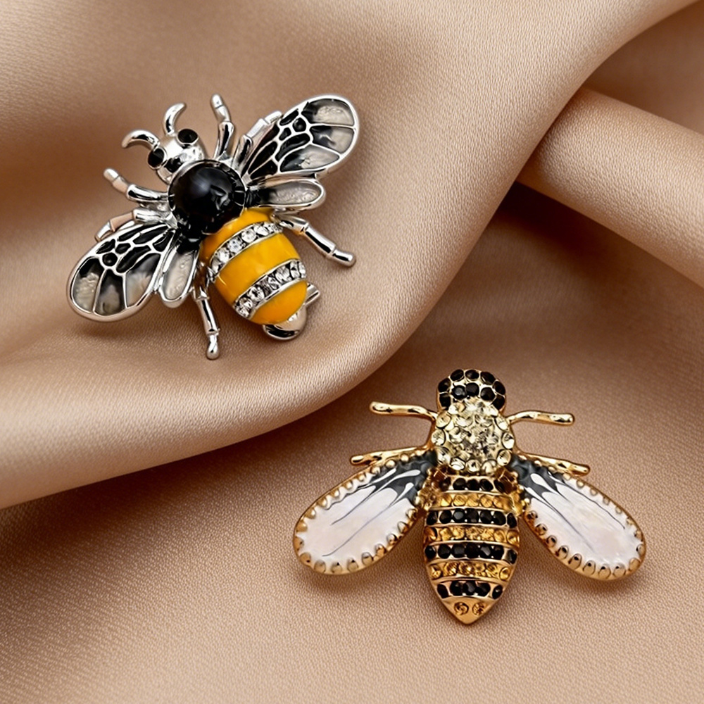 TEMU 2pcs Set Of Hot-selling Fashionable And Exquisite Bee Rhinestone Oil Painting Brooches, Multifunctional Animal Pins, Luxurious Brooches, Suit