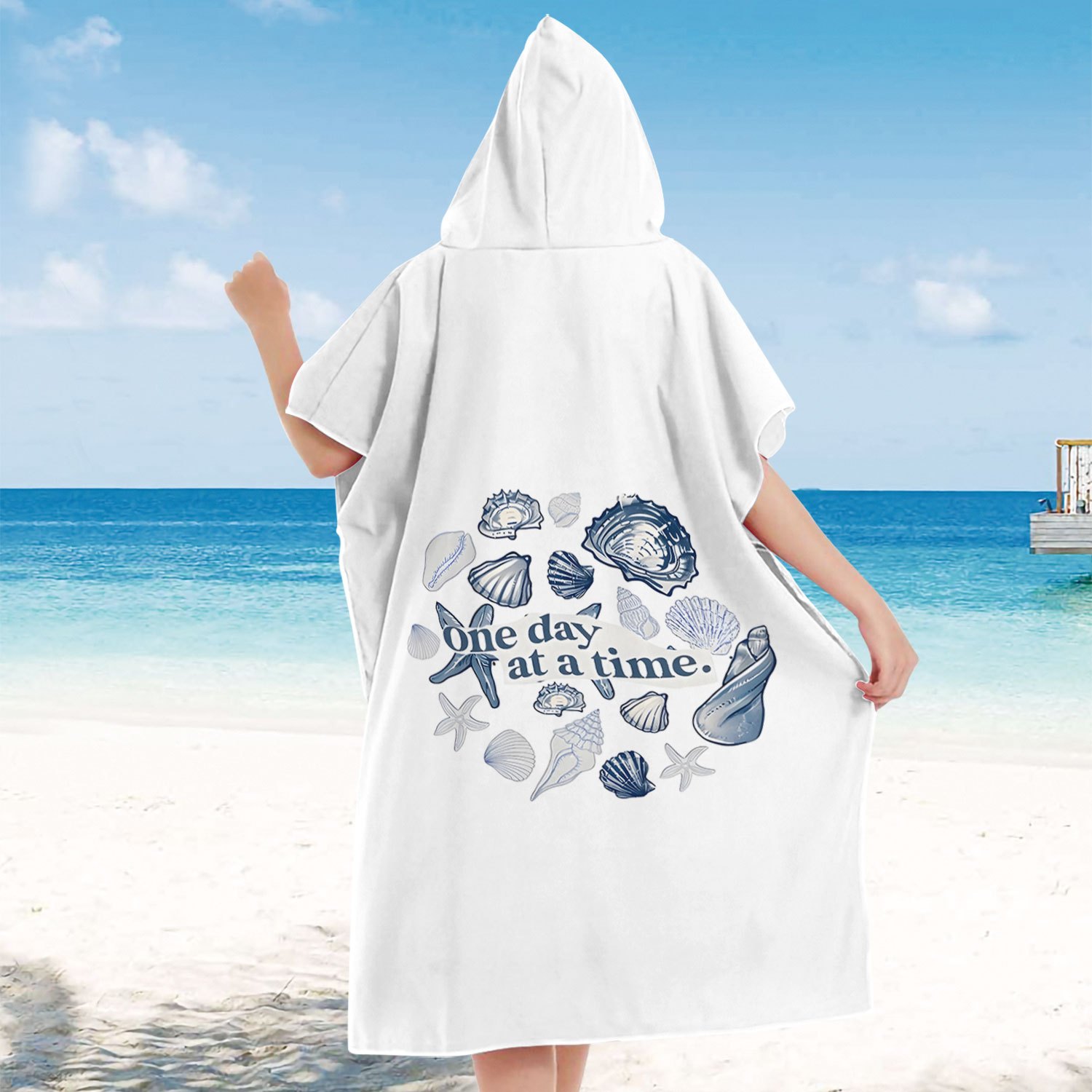 changing poncho - Qatar