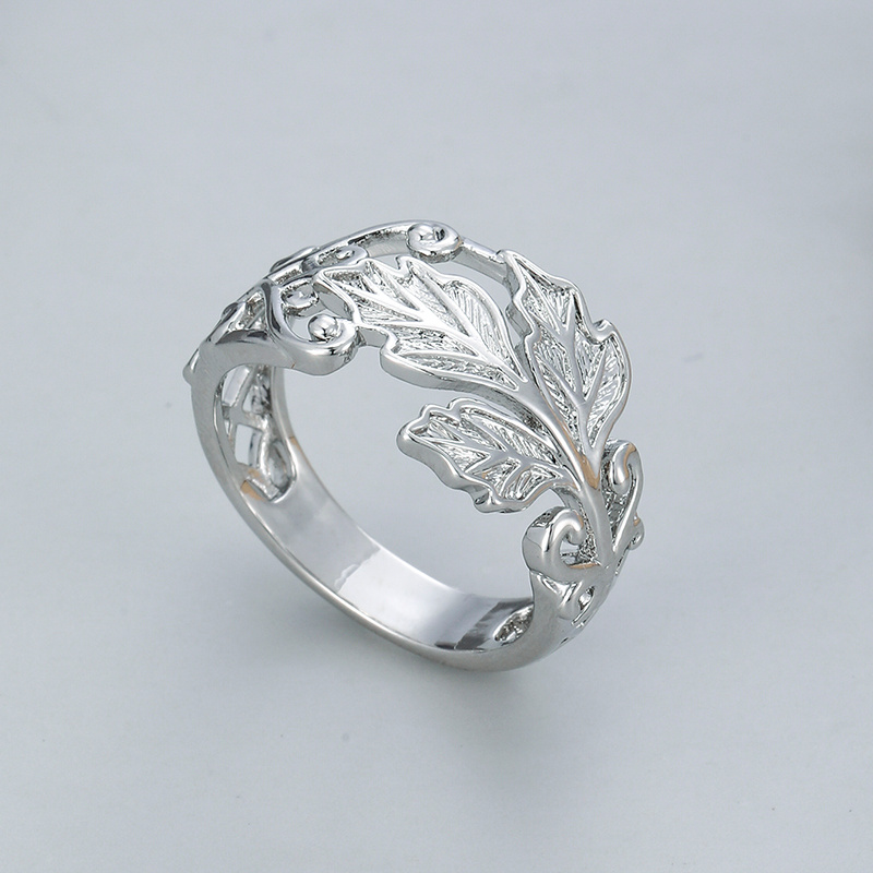 Stylish Hollowed-Out Maple Leaf Ring, Daily Wear