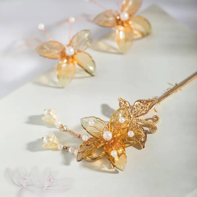 1pc handmade resin leaves hairpin hanfu style retro flower hair clip with 4 section leaf design like beads delicate branches for womens long hair accessories vintage hairpin for cosplay weddings themed events durable elegant hair ornaments wedding hair accessories for women flower clips for hair silvery hair accessories hair claw clips for women traditional hairstyle cosplay accessories Product details 3