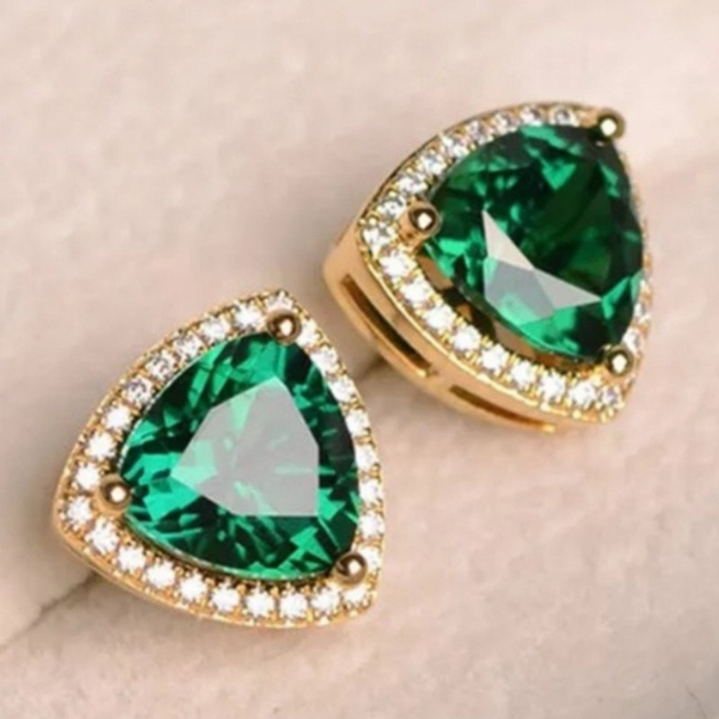 Fashion Triangle Stud Earrings with Green Zirconia