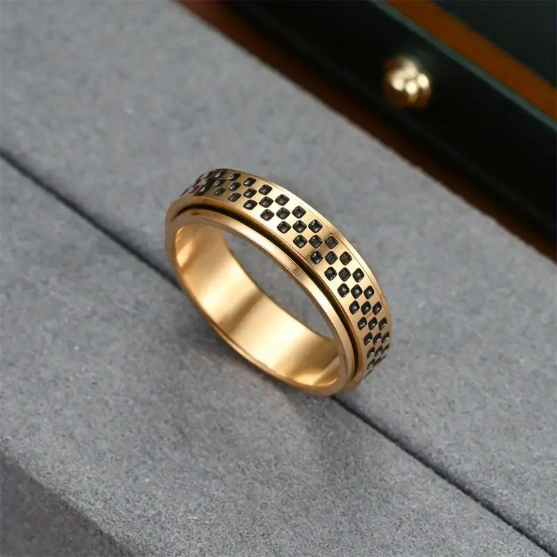 a stylish new mens ring with a unique european and american design featuring a resistant oil coated rotatable small checkered mosaic pattern its a versatile accessory durable and suitable for everyday wear or as a gift Product details 2