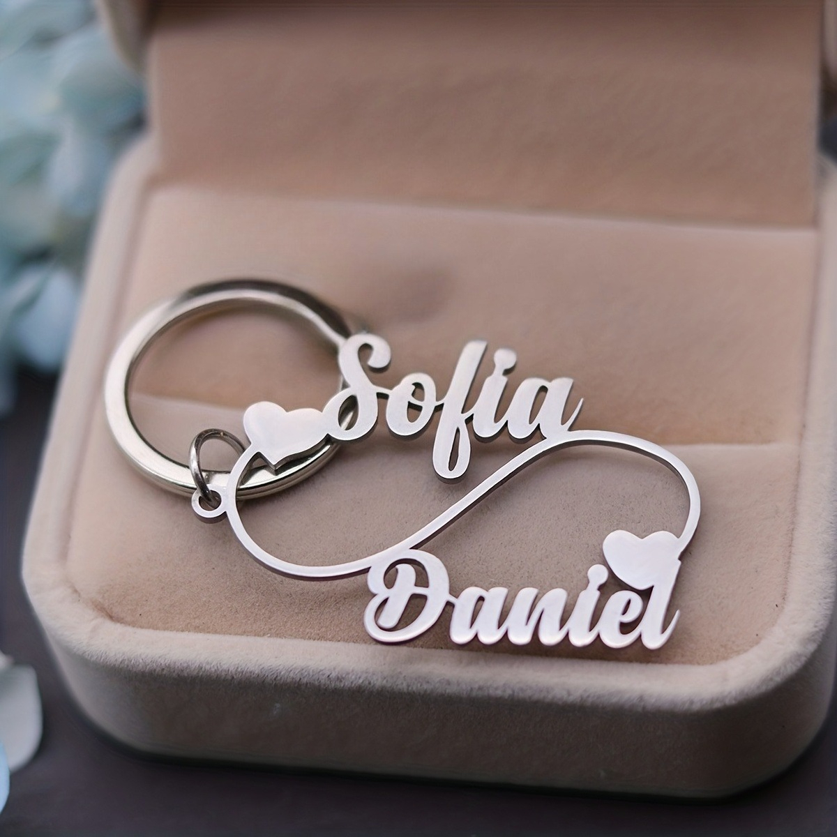 1pc Personalized Infinite Nameplate Keychain - Custom Name And Key Ring, Stainless Steel (choose Letters/numbers) Gift, Suitable For Women/men, Birthday, Valentine's Day, Graduation Present
