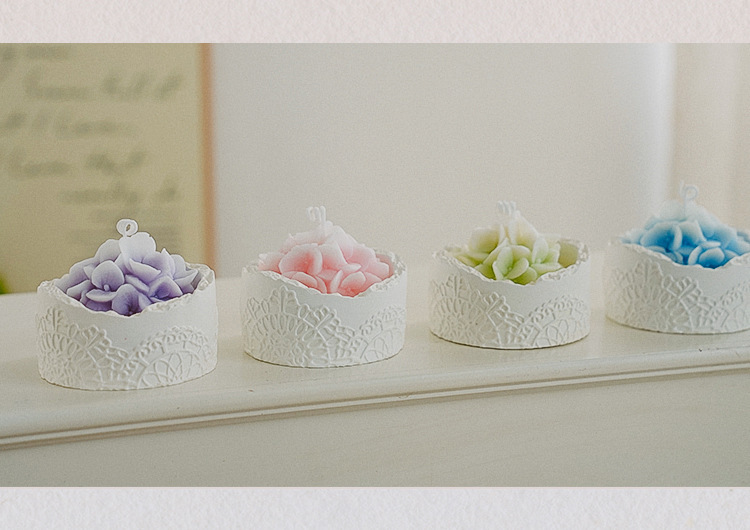 Candle in a Hydrangea Cup, Perfect for Women'S Day, Serves As a Fragrant Decorative Piece And Makes an Excellent Birthday Gift, Ideal for Celebrations And Gatherings