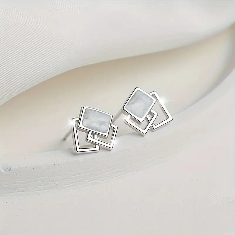 2pcs Women's Retro Geometric Square Stud Earrings, Gift for Friends