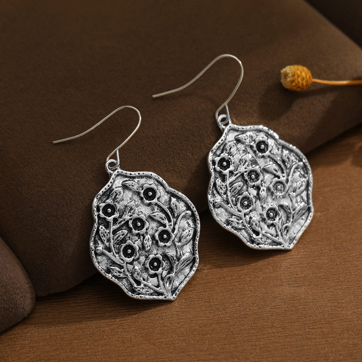 Women's Retro Distressed Floral Embossed Pendant Earrings