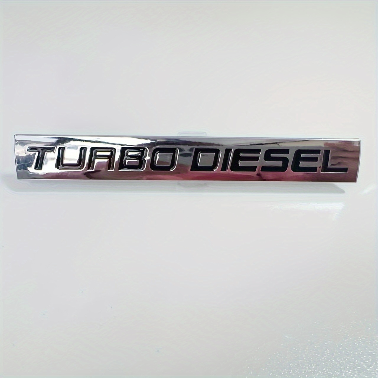 TEMU Letrero de Metal Turbo Diesel - Decoración Automotriz y Negra de Calidad con en Relieve, Construcción Metálica Duradera, para Vehículos Diésel y