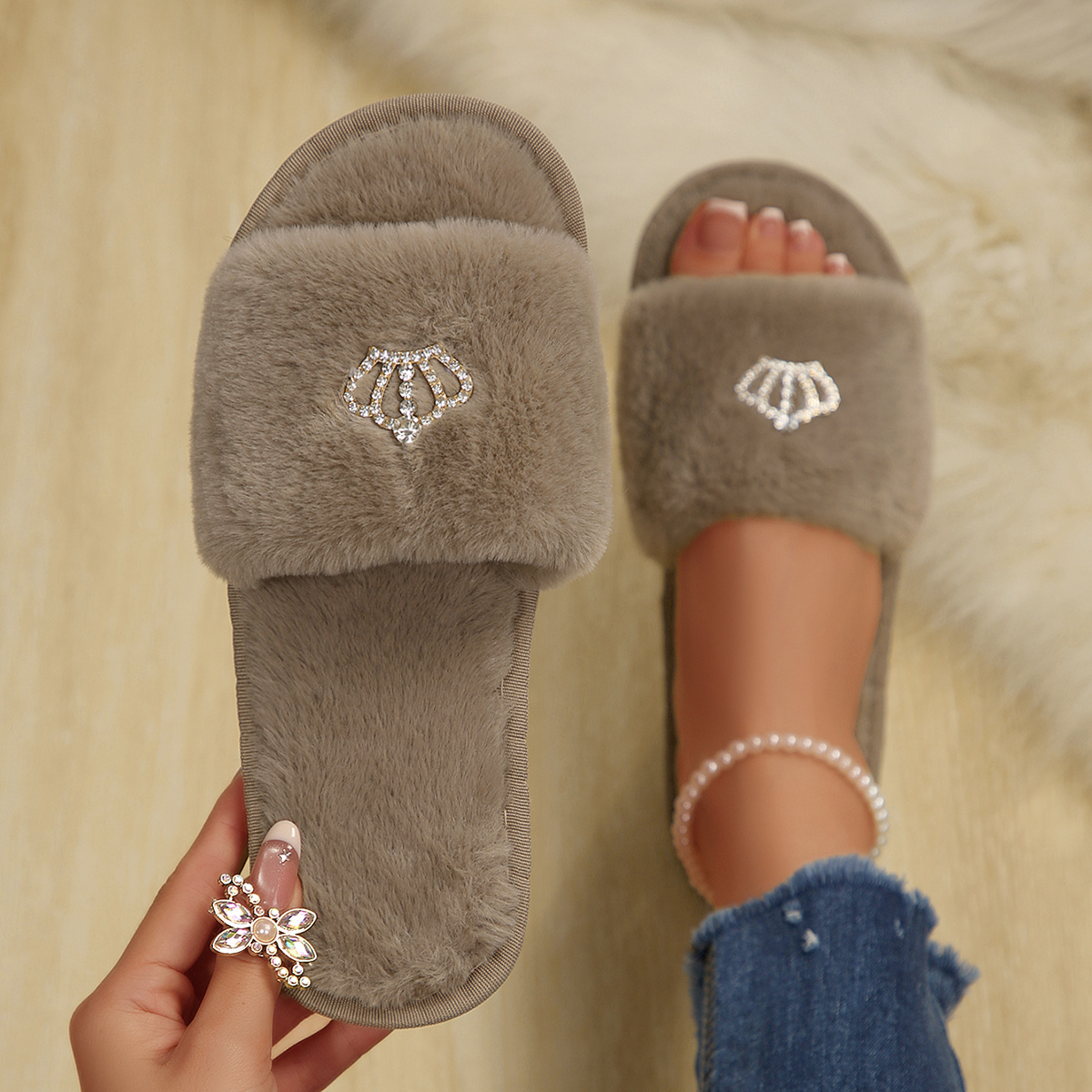 TEMU Autumn Winter Women's Birthday Year Crown Rhinestone Decor Loose Wide Non-tight Thickened Warm Velvet New Year Wedding Entertaining All-match