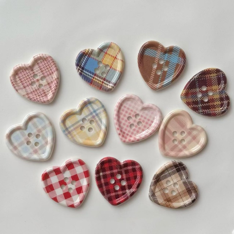 

11pcs Fresh Heart-shaped Buttons, Plastic Diy Crafting Accessories For Clothing, Shoes, Socks, Headwear, Phone Cases - No Feather, Assorted Patterns